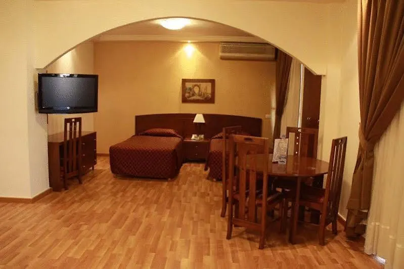 White House Suites Beyrut Otel