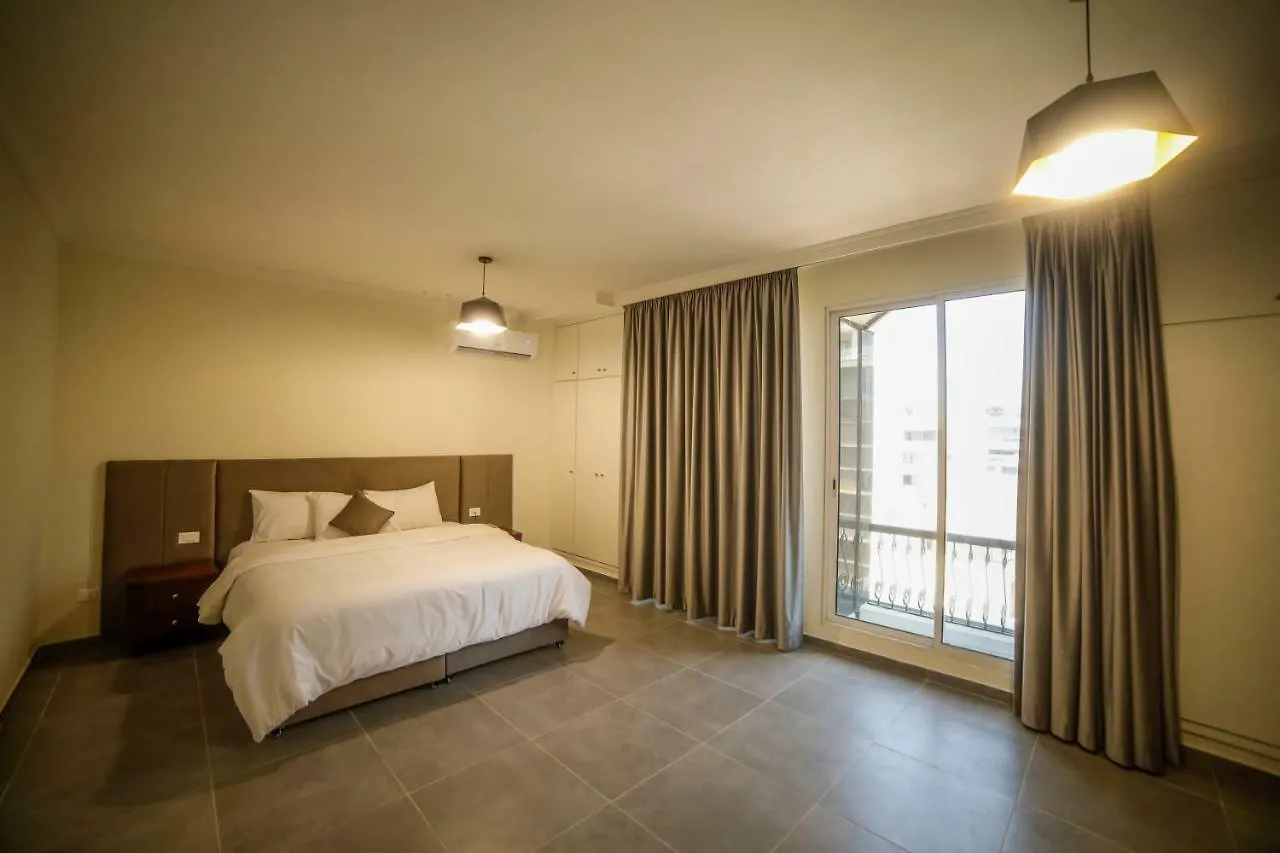 White House Suites Beyrut 4*,