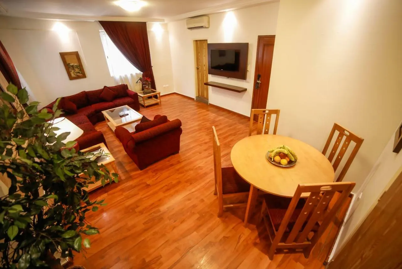 **** Otel White House Suites Beyrut Lübnan