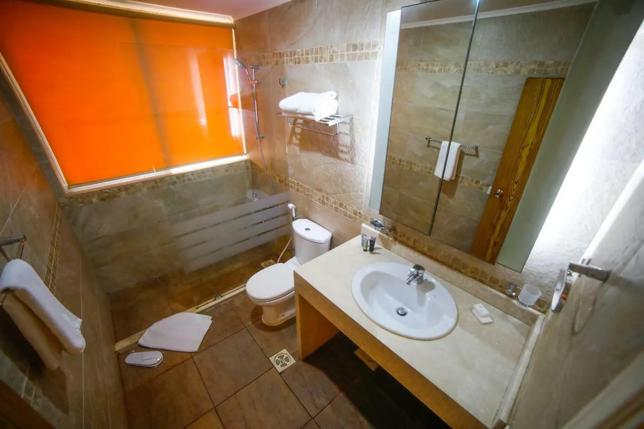 White House Suites Beyrut 4*,